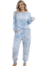 Load image into Gallery viewer, Comfy 2 piece tie dye loungewear
