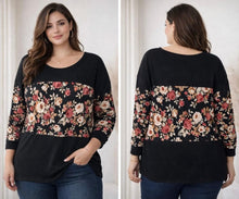 Load image into Gallery viewer, Plus size black floral sweater
