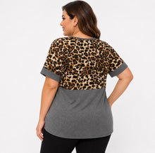 Load image into Gallery viewer, Plus size short sleeve top with leopard print and tie up knot
