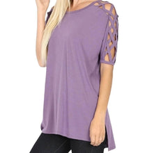 Load image into Gallery viewer, Criss cross sleeve top.
