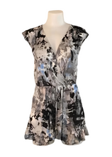 Load image into Gallery viewer, Blue/grey multi colour romper
