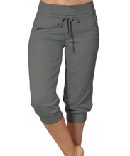 Load image into Gallery viewer, Solid color grey capris with pockets
