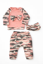 Load image into Gallery viewer, Baby pink camouflage set
