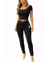 Load image into Gallery viewer, Black pants with 2 back pockets

