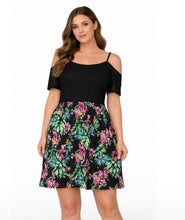 Load image into Gallery viewer, Plus size floral and lace cold shoulder dress
