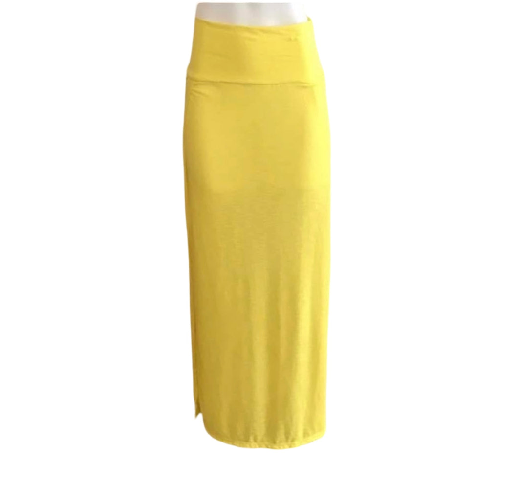 Maxi skirt with high side slits