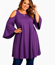 Load image into Gallery viewer, Plus size cold shoulder top.

