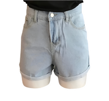 Load image into Gallery viewer, Denim shorts
