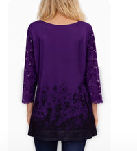 Load image into Gallery viewer, Plus size Purple top with black floral pattern and crochet sleeve
