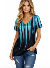 Load image into Gallery viewer, Gradient print v-neck short sleeve tee
