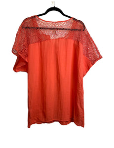 Cotton blouse with upper lace