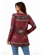 Load image into Gallery viewer, Long sleeve geometric print long top
