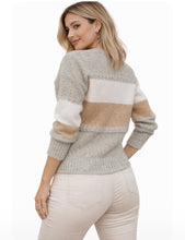 Load image into Gallery viewer, Thick brown color block sweater
