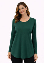 Load image into Gallery viewer, Green long sleeve loose fitting tunic top
