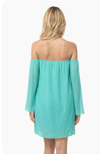 Load image into Gallery viewer, Green off shoulder dress with lining
