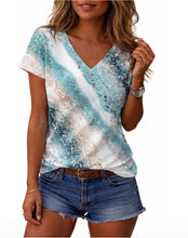 Load image into Gallery viewer, Green patterned short sleeve tee
