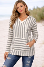 Load image into Gallery viewer, Striped  hoodies with front pocket
