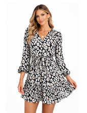 Load image into Gallery viewer, Black leopard print v-neck dress
