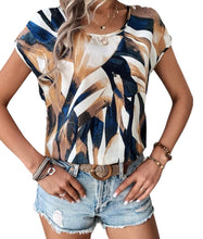 Load image into Gallery viewer, Multi color print blouse with cap sleeve
