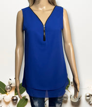 Load image into Gallery viewer, Sleeveless top with zipper and back criss cross
