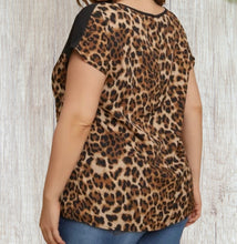 Load image into Gallery viewer, Leopard print short sleeve top with black contrast
