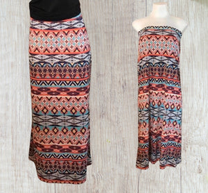 Maxi skirt with pattern