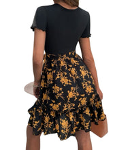 Load image into Gallery viewer, Black short sleeve floral A-line dress with ruffle
