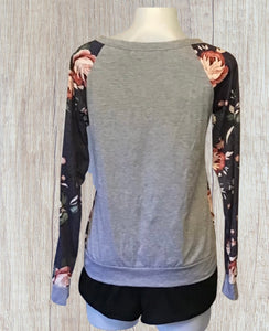 Loose fitting floral print long sleeve tops