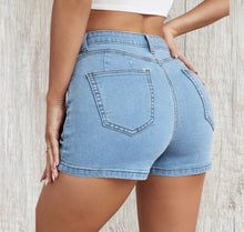 Load image into Gallery viewer, Light wash denim shorts
