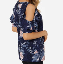 Load image into Gallery viewer, Plus size cold shoulder top
