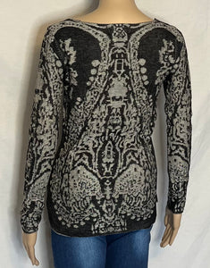 Grey textured print long sleeve sweater