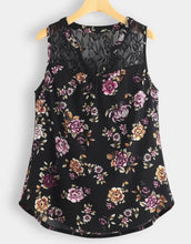 Load image into Gallery viewer, Plus size sleeveless floral top
