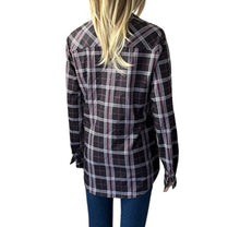 Load image into Gallery viewer, Plaid button up shirt with pocket
