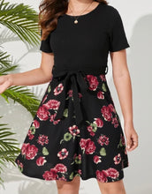 Load image into Gallery viewer, Black floral crew neck mini dress
