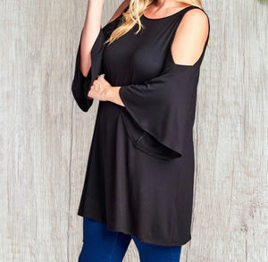 Plus size cold shoulder top.