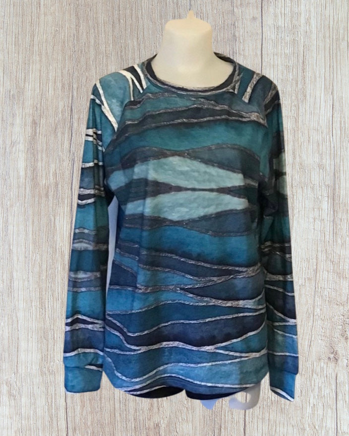 Round neck blue striped sweater