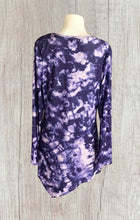 Load image into Gallery viewer, Patterned long sleeve dress with asymmetrical hem
