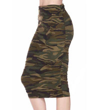 Load image into Gallery viewer, Camouflage pencil skirt
