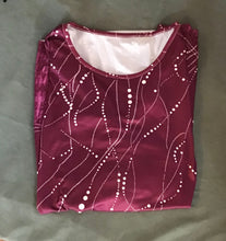 Load image into Gallery viewer, Tunic top with ruffle and 3/4 sleeve
