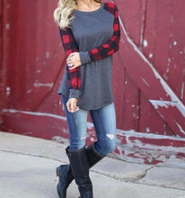 Load image into Gallery viewer, Long sleeve sweater with plaid sleeves

