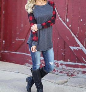 Long sleeve sweater with plaid sleeves