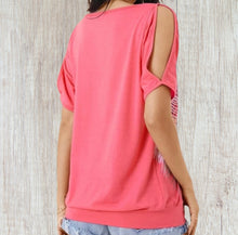 Load image into Gallery viewer, Feather print cold shoulder bright pink top
