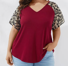 Load image into Gallery viewer, Red v-neck tee with leopard print sleeves
