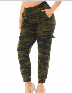 Plus size buttery soft green camouflage cargo leggings/joggers with po – A  & R's Array of Fashion
