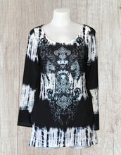 Load image into Gallery viewer, Long patterned long sleeve tops
