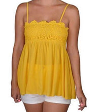 Load image into Gallery viewer, Tank top with floral design and spaghetti straps
