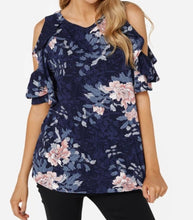 Load image into Gallery viewer, Plus size cold shoulder top
