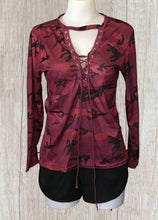 Load image into Gallery viewer, Long sleeve lace up camouflage top
