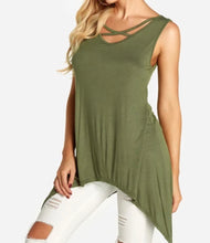 Load image into Gallery viewer, Criss cross tank top
