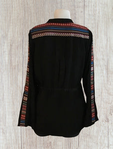 Black shirt, long sleeve